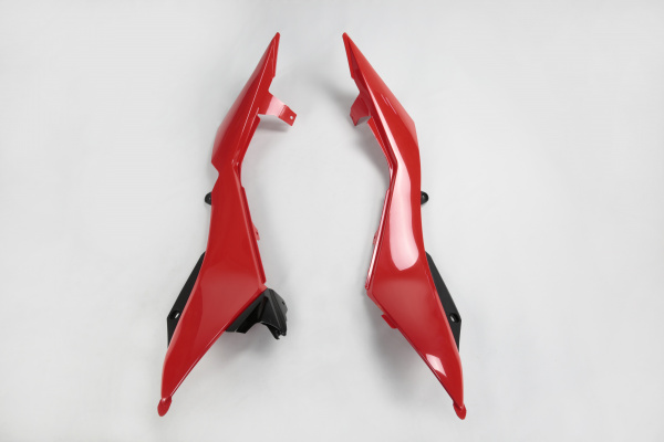 Side Panels red for Husqvarna TC 449 (2011-13) - TE 449 (2011-13) - TC 499 (2011-13) - TE 499 (2011-13) - TE 511 (2011-13)